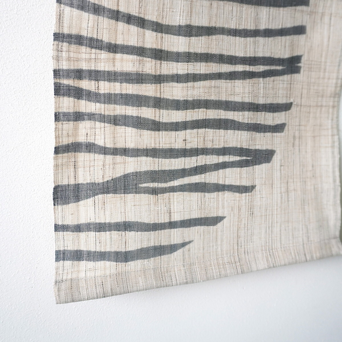 Japanese Linen Noren Curtain, Triple Panel, Kasumi Arc Pattern, Rikyu Green, 33.1 x 59.1 in, Handwoven Ramie, Made in Japan — view 4