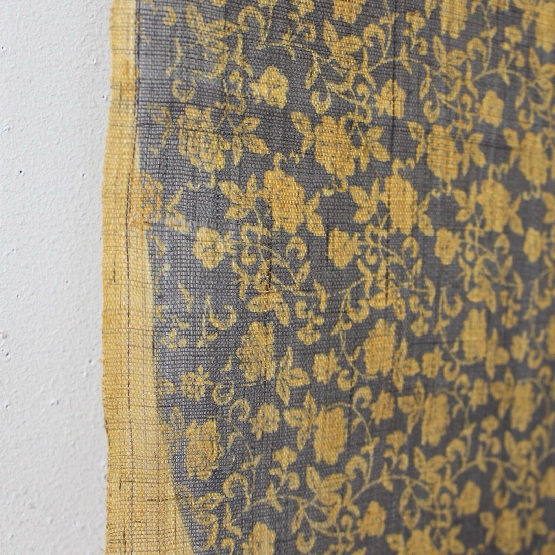 Japanese Linen Noren Door Curtain, Mustard Arabesque Pattern, 35.4 x 47.2 in — view 7