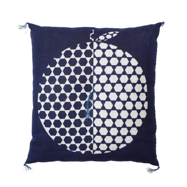 Japanese Linen Tea Cushion (Zabuton), Ihira Weave, Tortoiseshell Apple Motif, Indigo, 16.5 x 17.7 in, Made in Japan