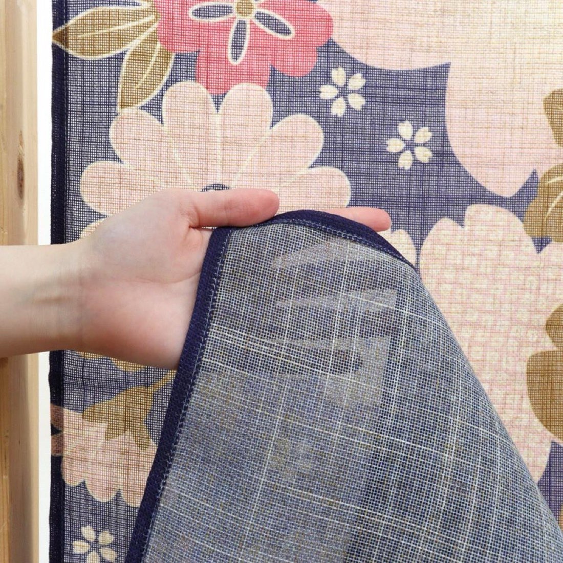 Japanese Noren Door Curtain, Auspicious Flower, 33.5 x 59.1 in, Made in Japan — view 4