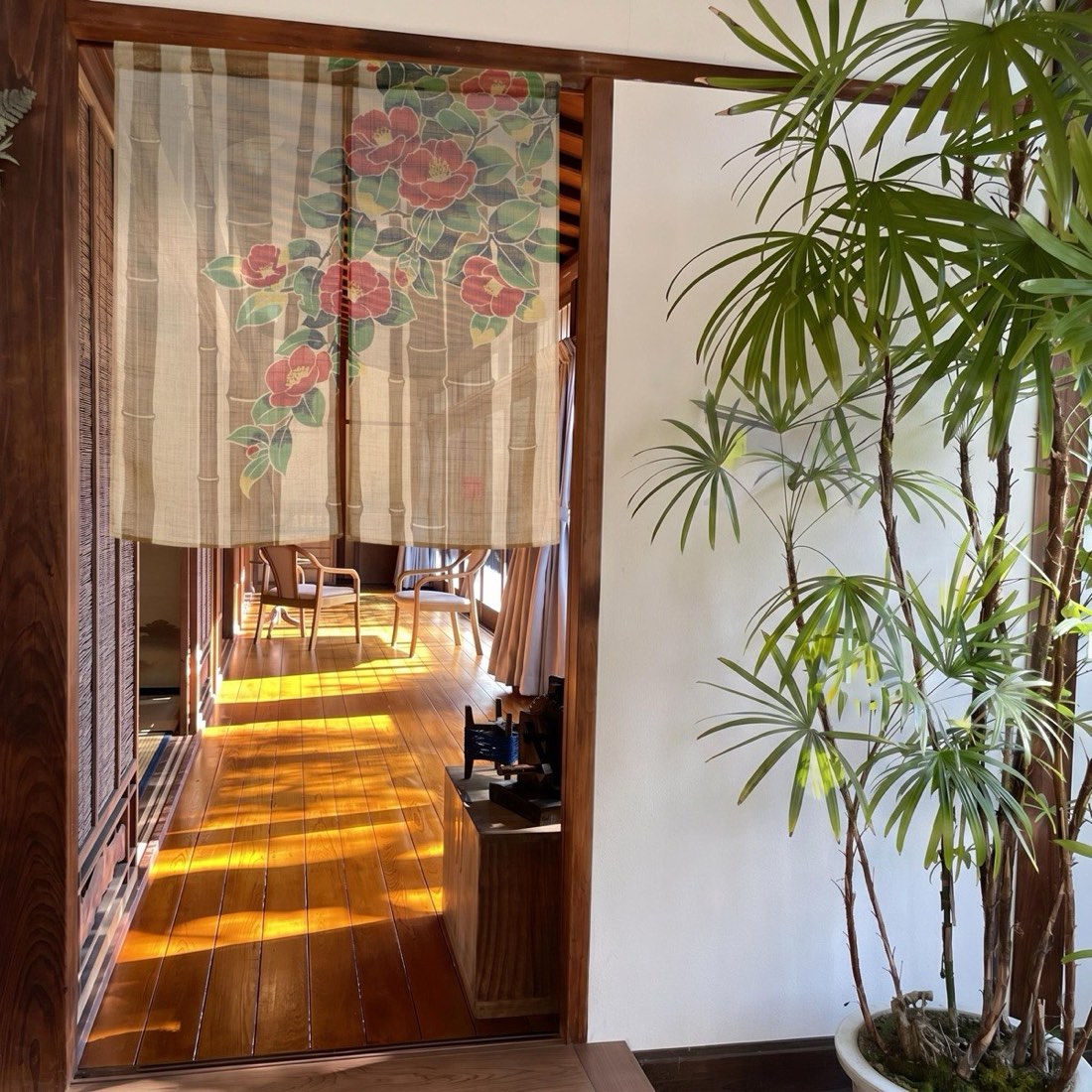 Japanese Noren Door Curtain, Bamboo and Camellia, 33.5 x 35.4 in, Made in Japan — view 10