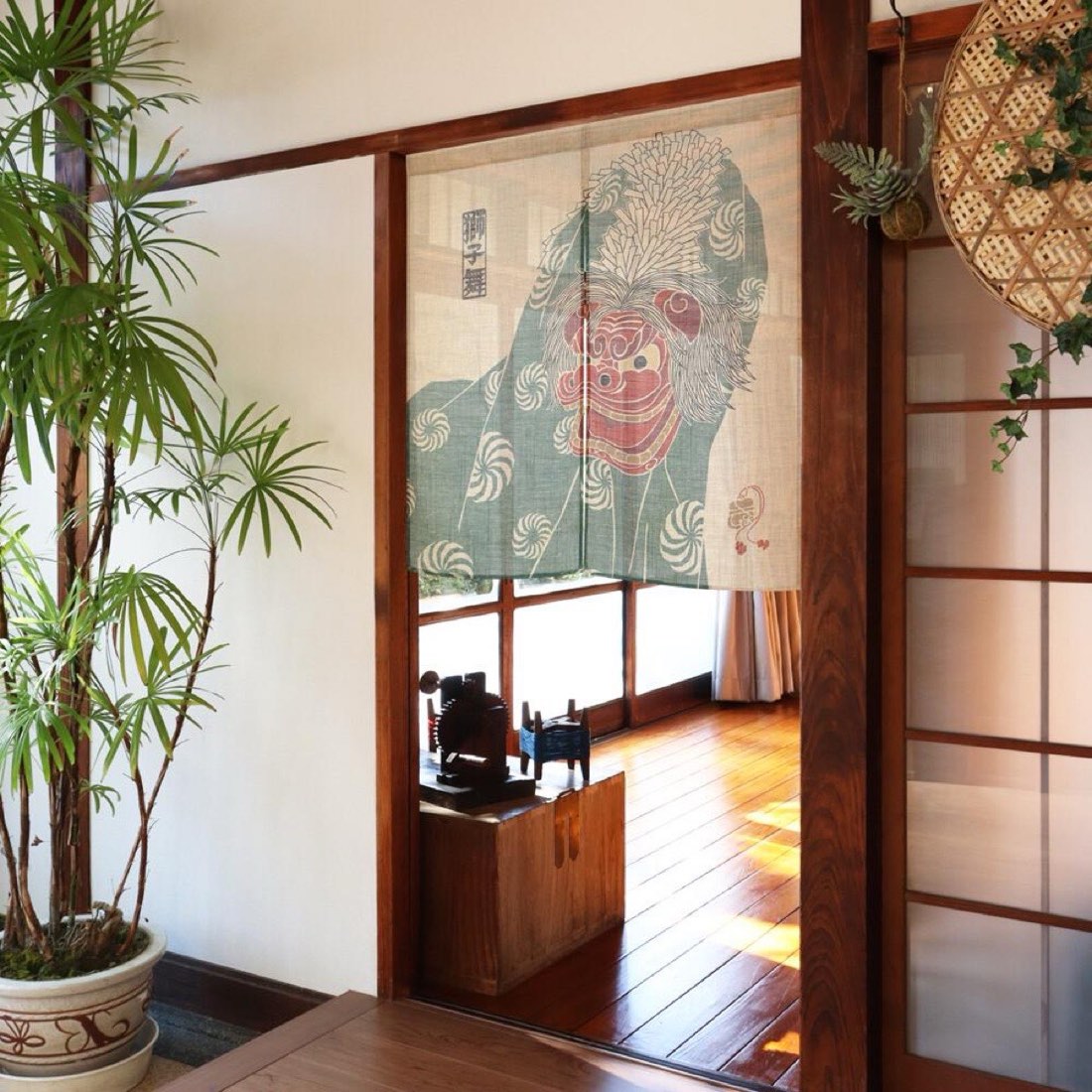 Japanese Noren Door Curtain, Lion Dance, 33.5 x 35.4 in, Made in Japan — view 7