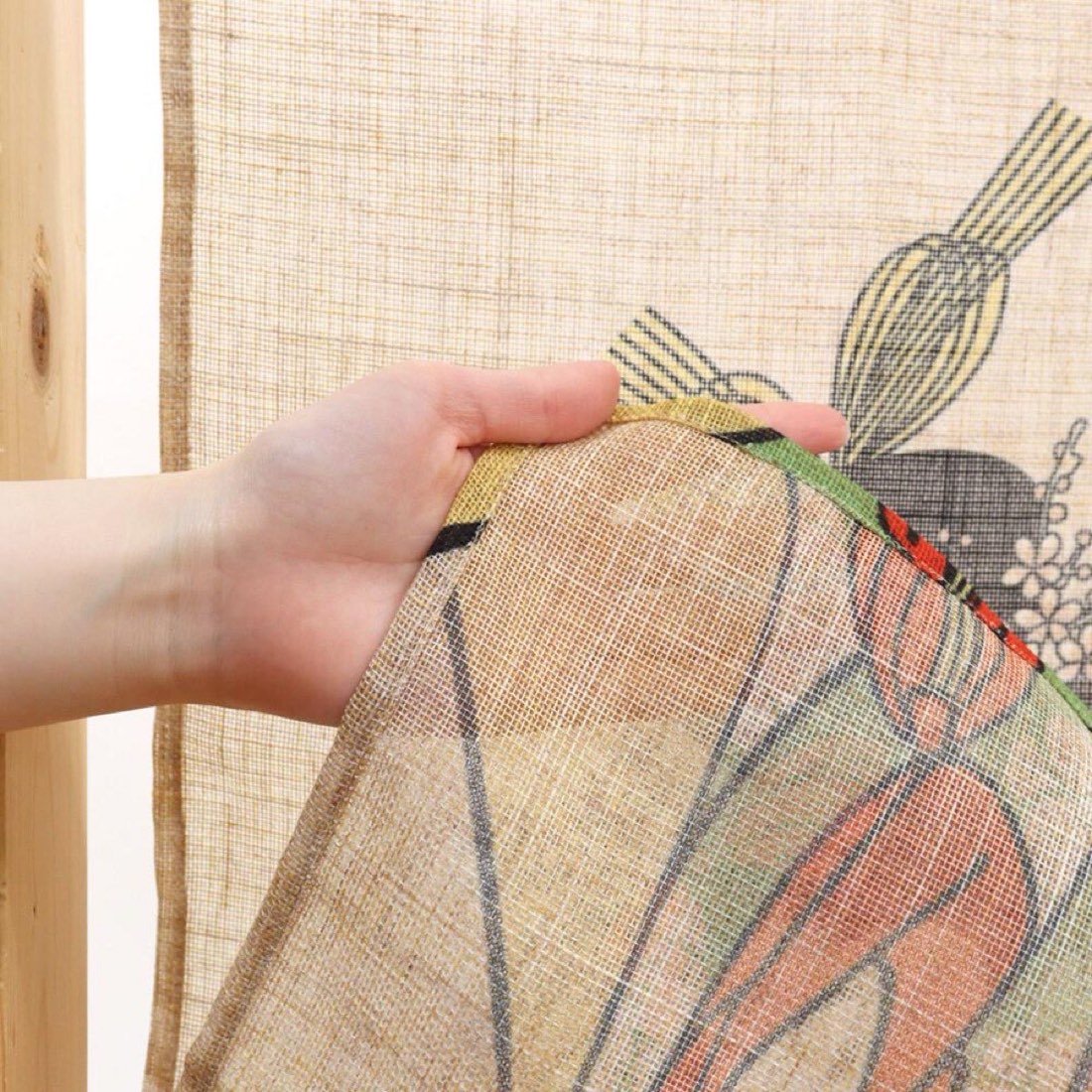 Japanese Noren Door Curtain, Two Beauty Portraits, 33.5 x 35.4 in, Made in Japan — view 3