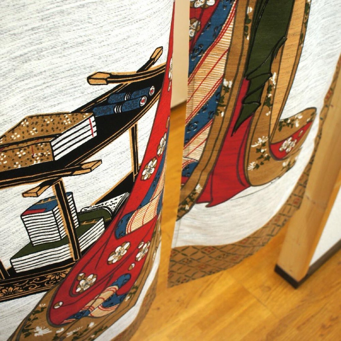 Japanese Noren Door Curtain, Woman Poem Print, Linen-Like Fabric, 33.5 x 59.1 in — view 6