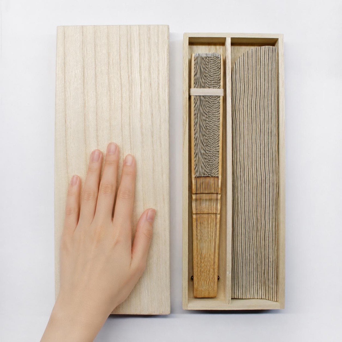 Japanese Sensu Folding Fan, Linen Ojiya Chijimi Green Stripe, Bamboo Frame, Made in Japan — view 10