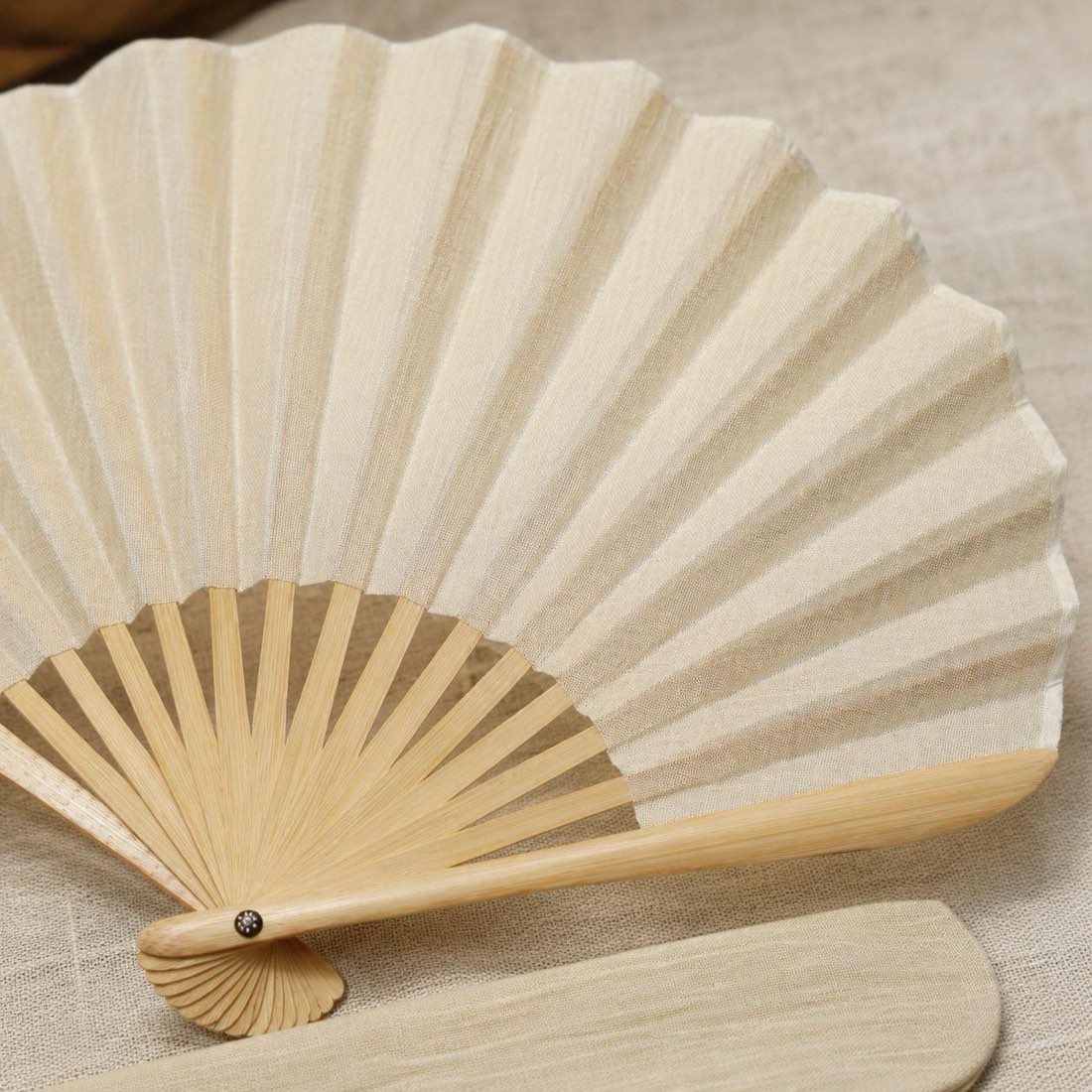 Japanese Shell Sensu Fan, Linen Ojiya Chijimi Light Brown, Bamboo Frame, Made in Japan — view 10