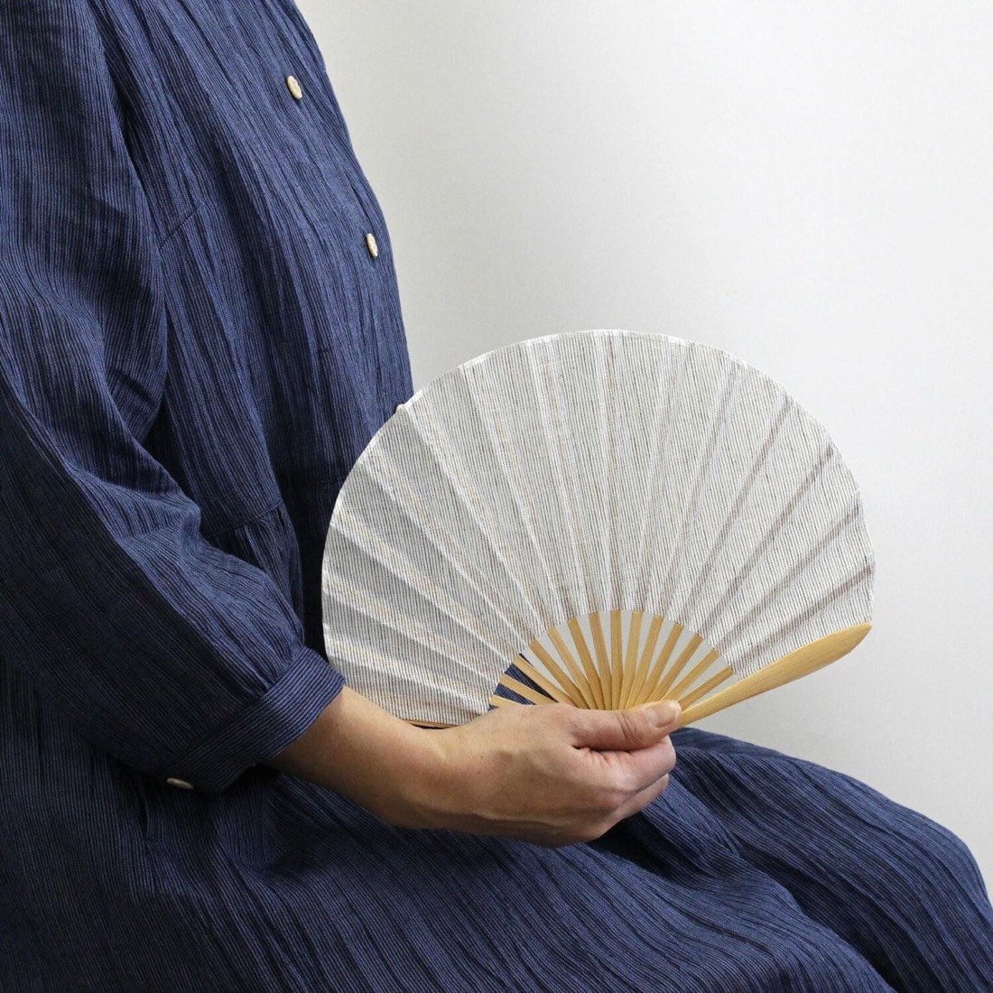 Japanese Shell Sensu Fan, Linen Ojiya Chijimi Natural Stripe, Bamboo Frame, Made in Japan — view 9