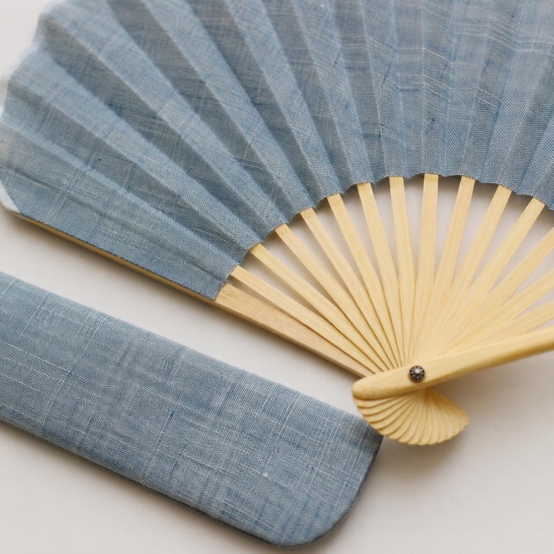 Japanese Shell Sensu Fan, Linen Ojiya Chijimi Pale Blue, Bamboo Frame, Made in Japan — view 8