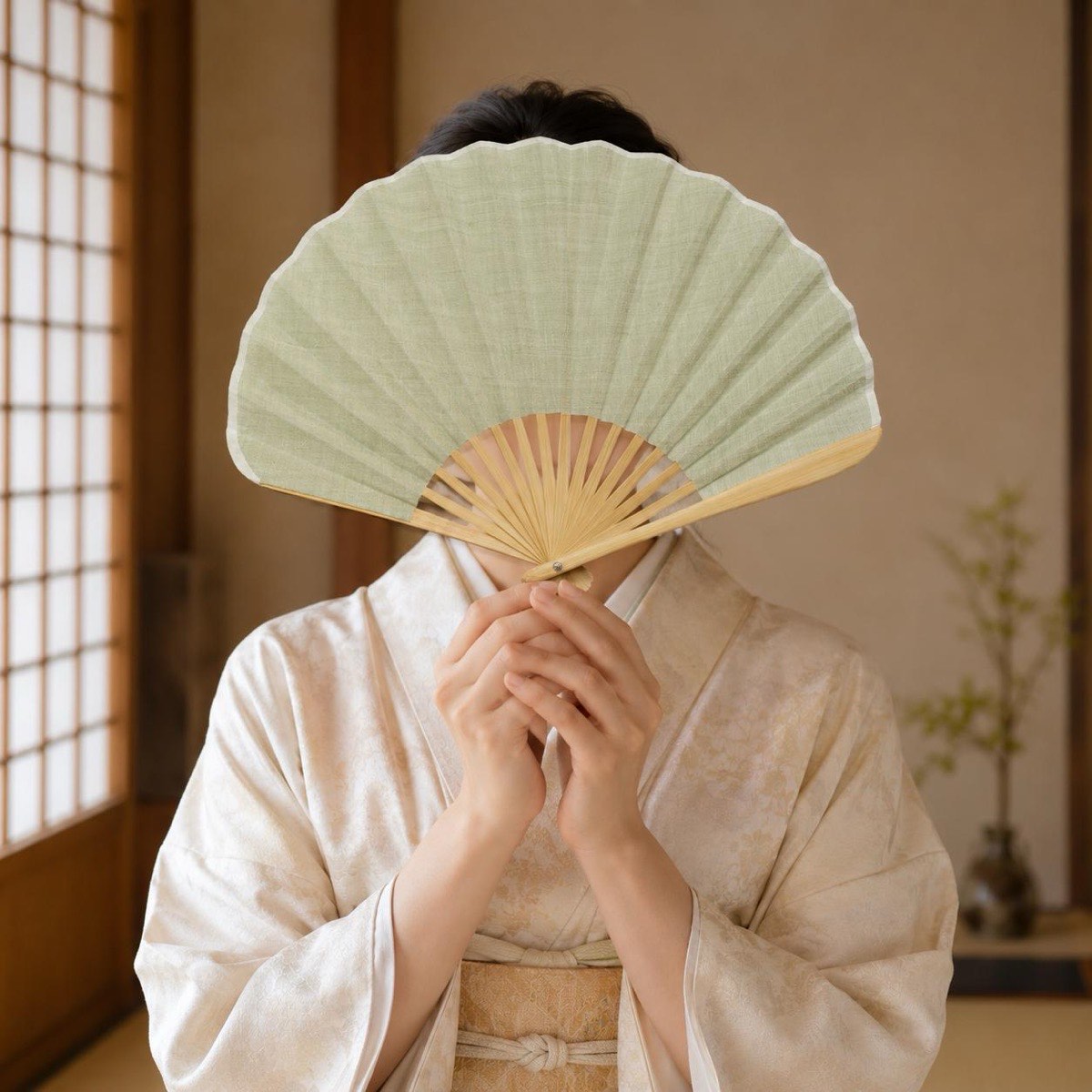 Japanese Shell Sensu Fan, Linen Ojiya Chijimi Pale Green, Bamboo Frame, Made in Japan