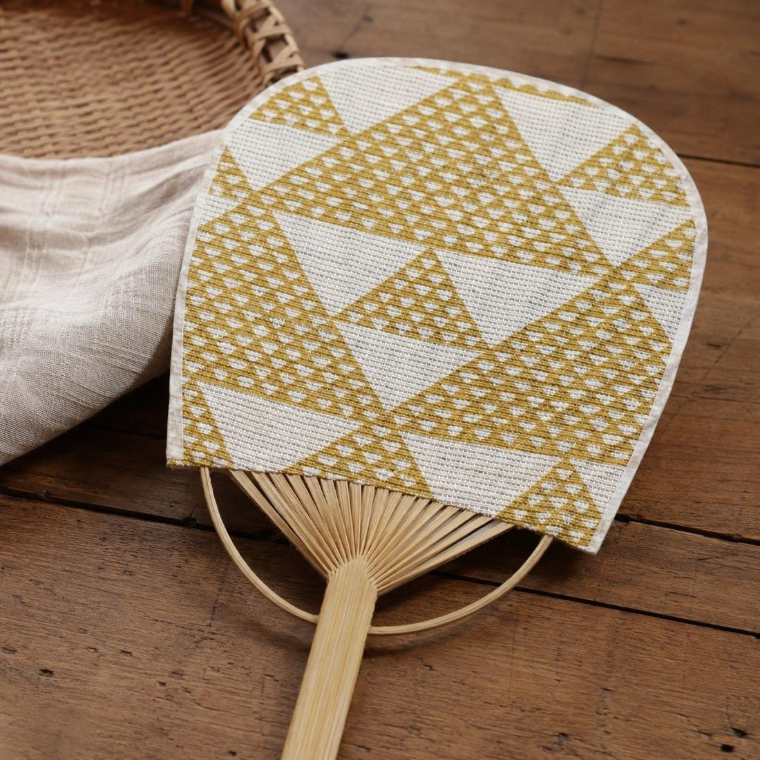 Mini Japanese Uchiwa Fan, Linen Uroko Scale Motif, Bamboo Frame, Made in Japan — view 9